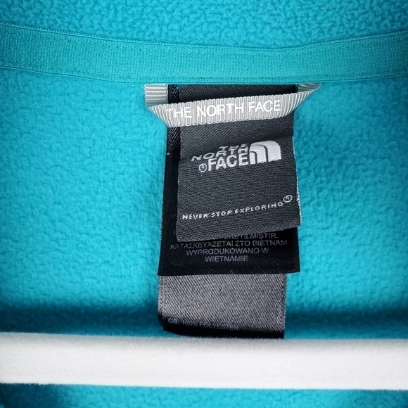 The North Face Turquoise Fleece Pullover - Picture 3 of 3